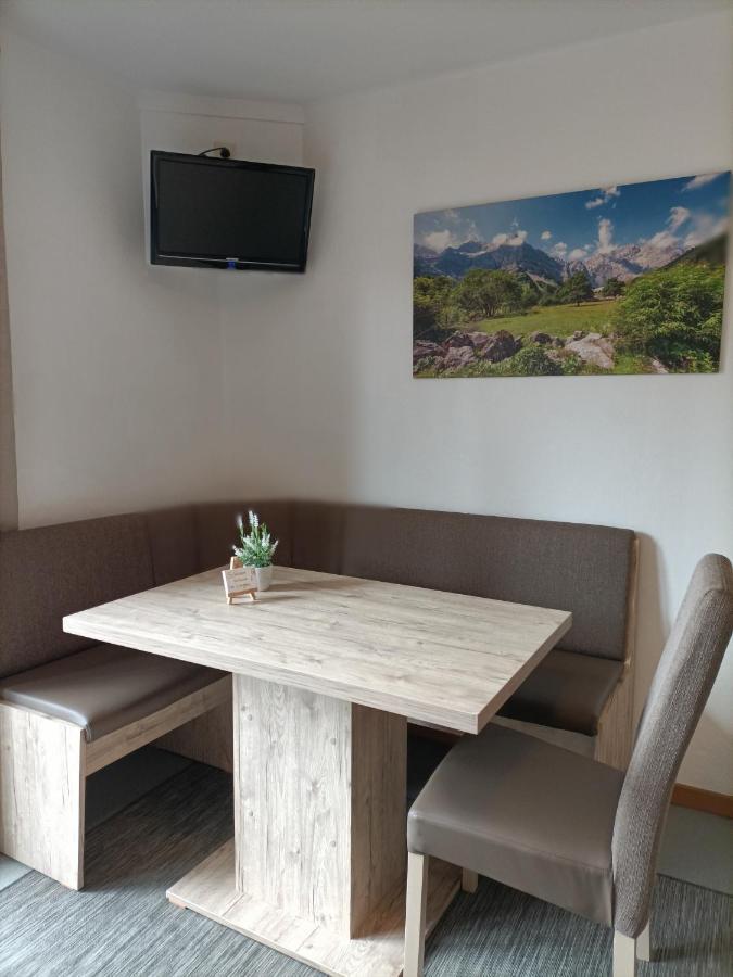 Haus Katris Appartement Mauterndorf  Buitenkant foto