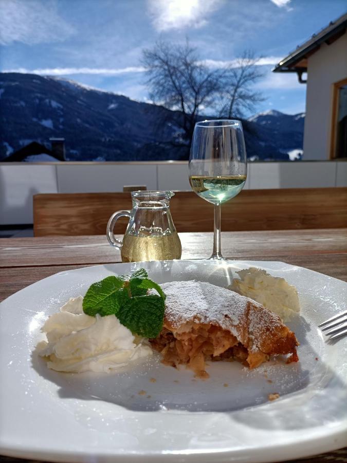 Haus Katris Appartement Mauterndorf  Buitenkant foto