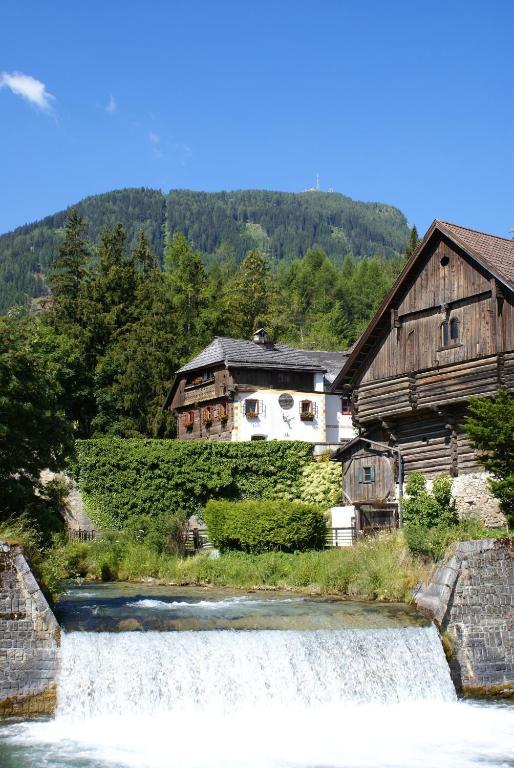 Haus Katris Appartement Mauterndorf  Buitenkant foto